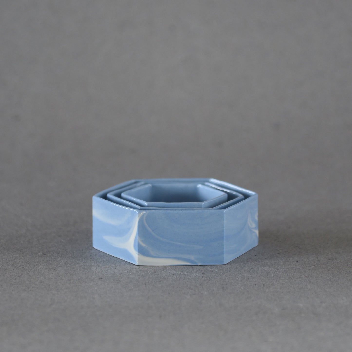 Hexagoner set om tre